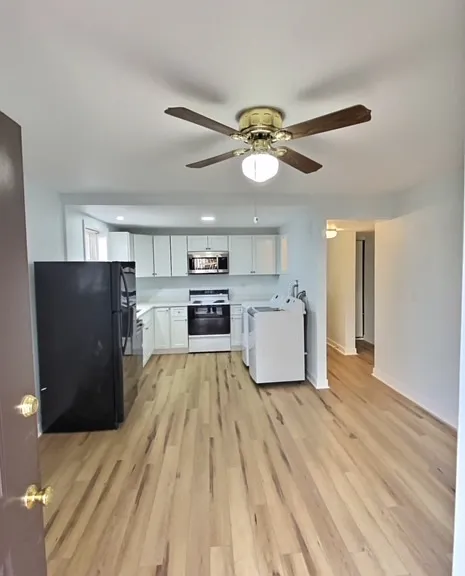 1326 Oak Tree Ln — Photo 4