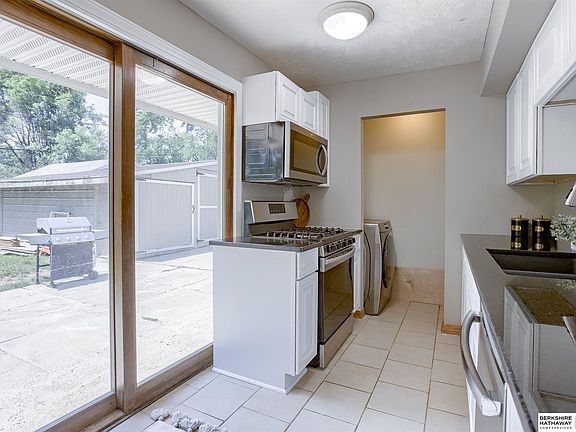 5th image of 6775 Seward St