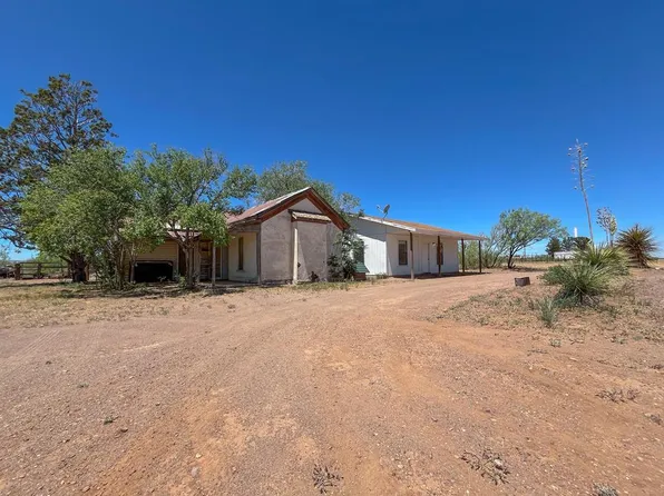 314 E Bell Ave, Valentine, TX 79854