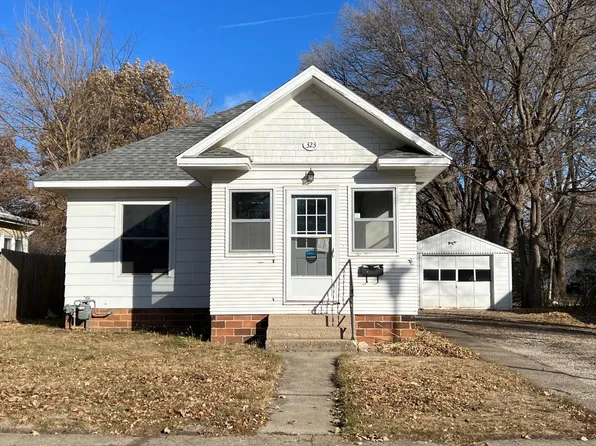 323 E 2nd St, Spencer, IA 51301