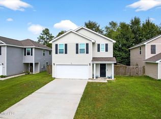 2117 Toulouse St, Ocean Springs, MS 39564