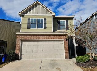 32 Longleaf Cir, Fairburn, GA 30213