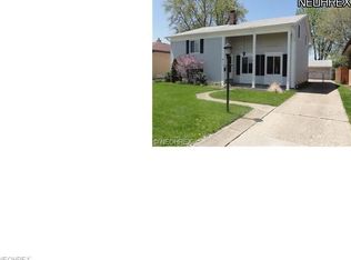 6382 Schaaf Dr, Brookpark, OH