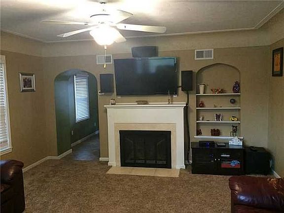 5th image of 426 Bellcourt Dr