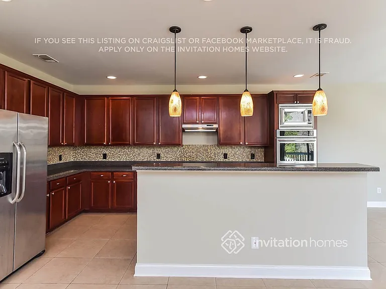 1243 Sparkling Cove Dr — Photo 9