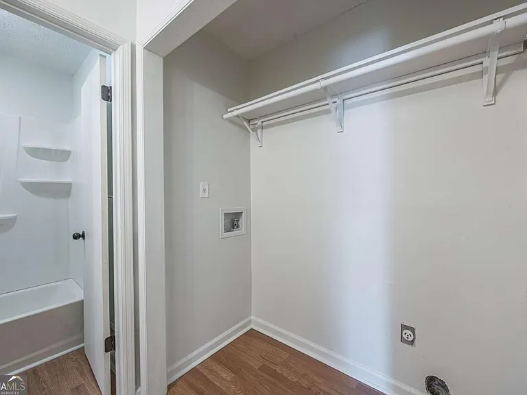 6898 Babbling Brook Dr — Photo 17