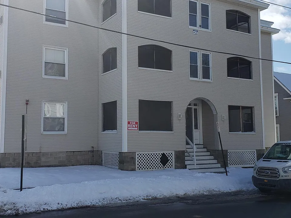 367 Hanover St