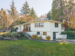 2020 Mohawk St, Ashland, OR 97520