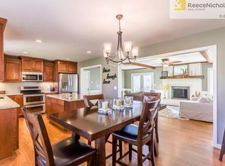 13207 W 58th St, Shawnee, KS 66216