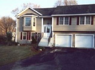 5 Harmon St, Worcester, MA 01604