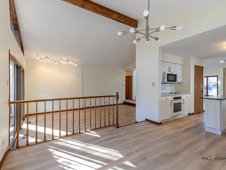 2450 Chas Dr — Photo 12