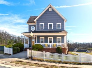 12 Topside Cir, Staunton, VA 24401