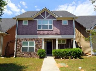 122 Wellbrook Ct NE, Conyers, GA 30012