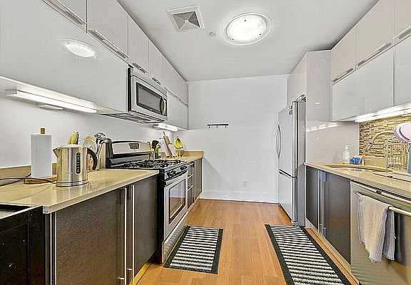 3rd image of 23-03 31st Ave Unit 5B
