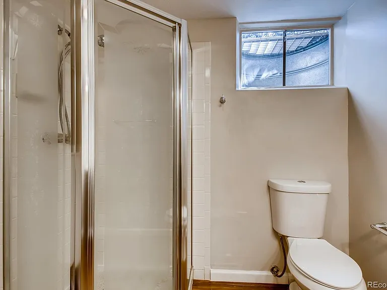 60 Cody Ct — Photo 42