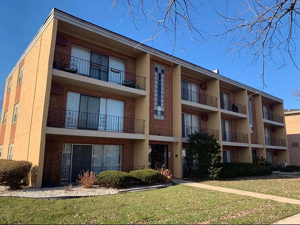 1st image of 11040 S Kilbourn Ave #7