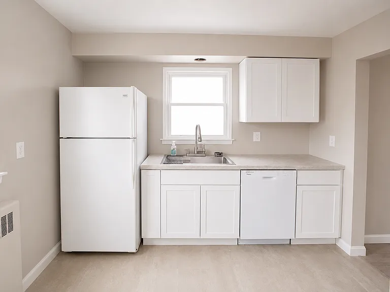 311 Canal St #3 — Photo 2
