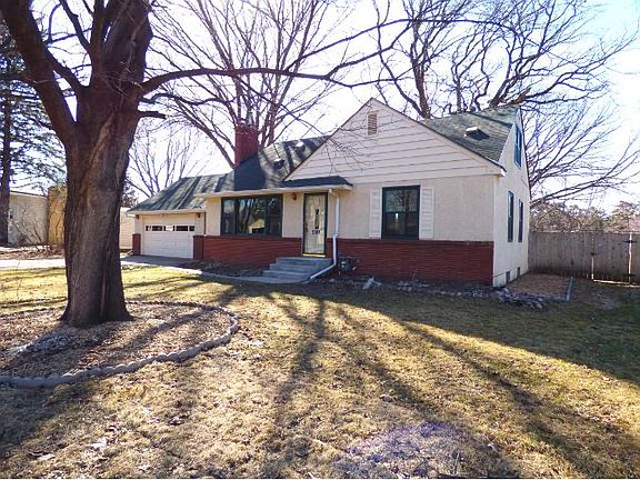 2nd image of 2181 Desoto St N