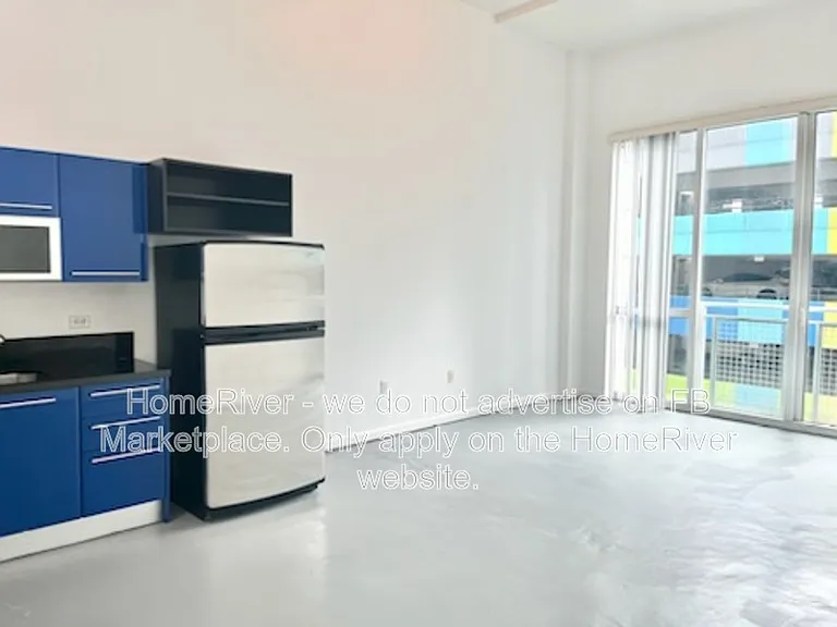 253 NE 2nd St #313 — Photo 1