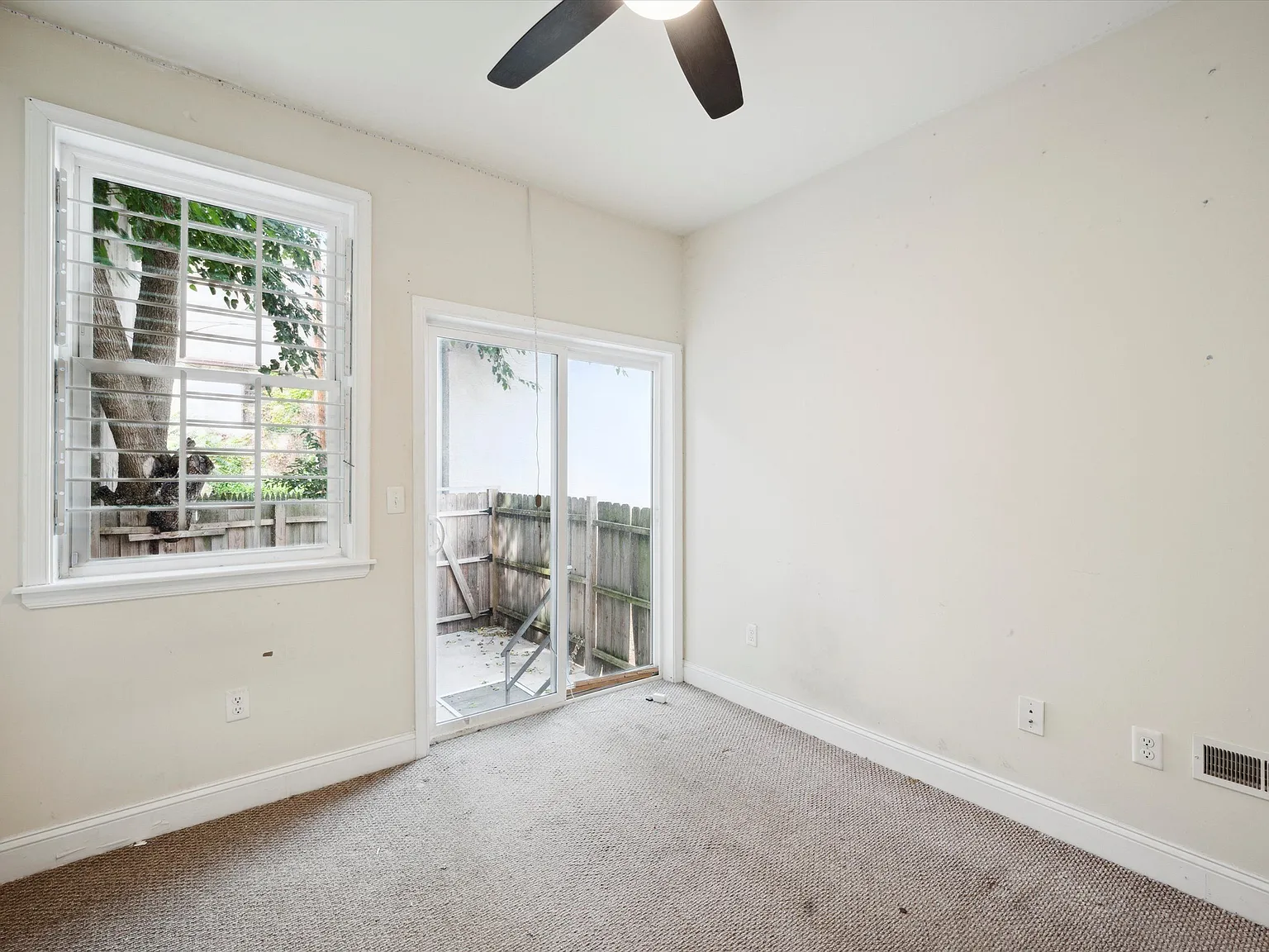 1521 Seybert St — Photo 3