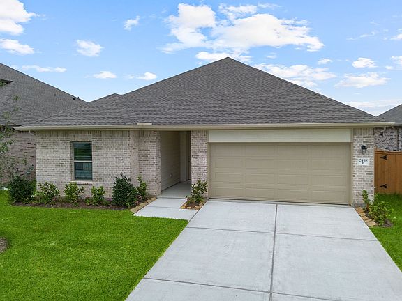 2nd image of 2438 E Heritage Dr