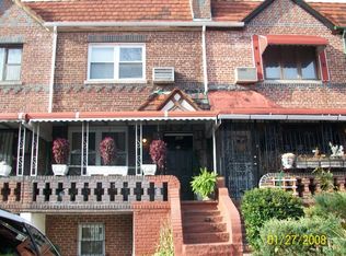 692 E 40th St, Brooklyn, NY 11210