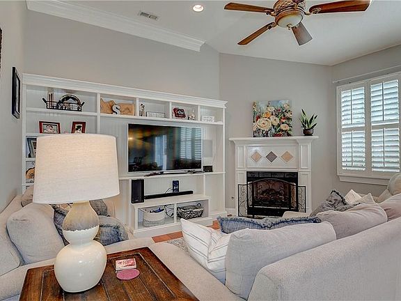 4th image of 1864 Somersby Ln