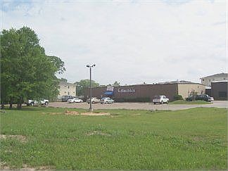 1st image of 123 American Bank St
