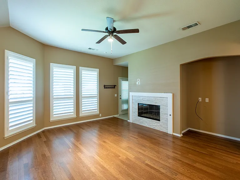 11259 Blackhawk Dr — Photo 13