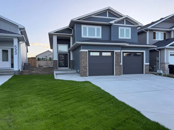 529 E Riverhills Way W, Lethbridge, AB T1K 8H7
