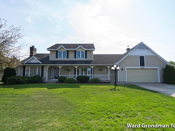 3rd image of 1260 Meadowgreen Ct SE