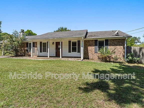 2nd image of 4009 Royal Oaks Ct