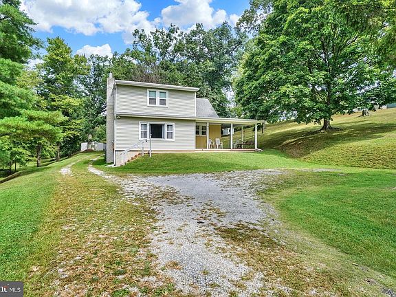 2nd image of 375 Cloverleaf Rd