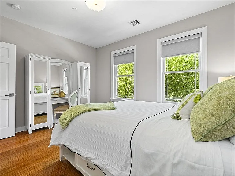 1 Blackstone St #3 — Photo 10