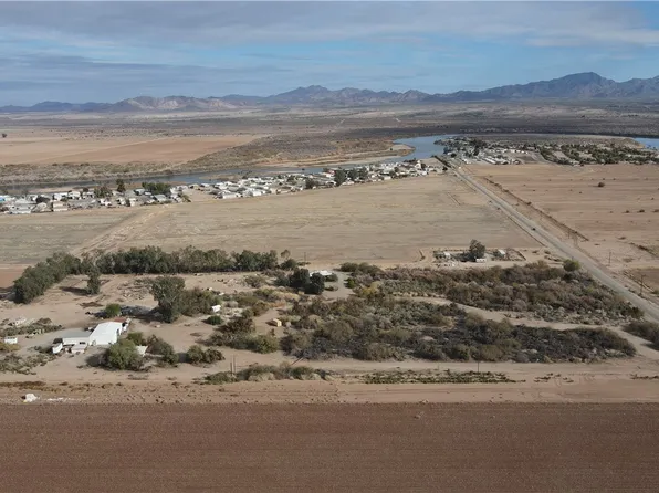 7100 6th Ave, Blythe, CA 92225