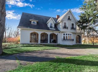 96 Maple Ave, Lancaster, NY 14086