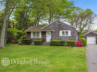 240 Sunrise Ave, Sayville, NY 11782