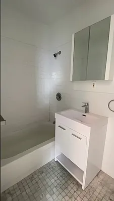 Rented by Compass | media 9