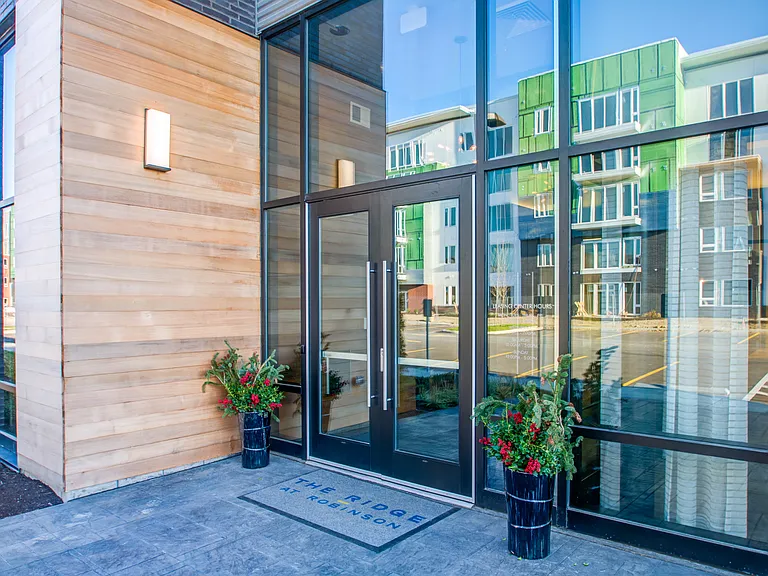 Ridge at Robinson — Photo 40