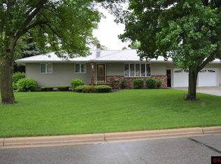 14 Higbie Ave W, Minnesota Lake, MN 56068