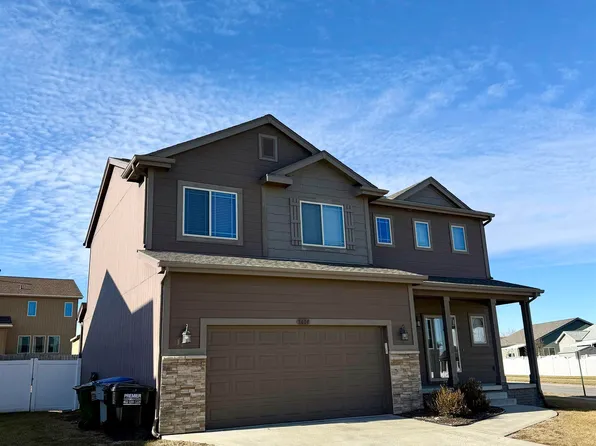 8604 S 68th St, Papillion, NE 68133