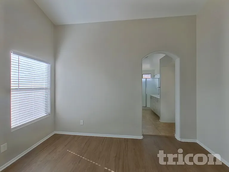 40907 W Robbins Dr — Photo 8