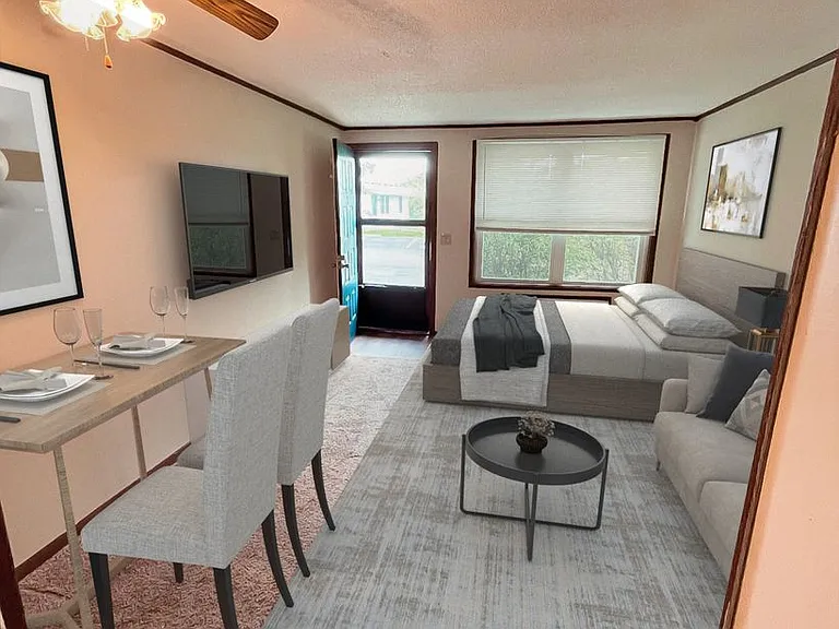 Concord Square Apartments — Photo 7