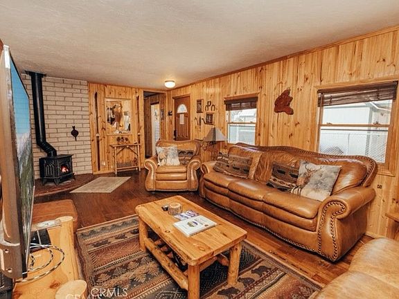 4th image of 437 Victoria Ln