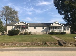 222 N Murphy St, Ridgway, IL 62979