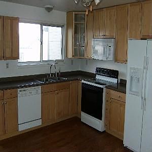 4th image of 10424 Strasburg Way