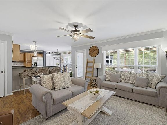 4th image of 4050 Glenn Landing Dr