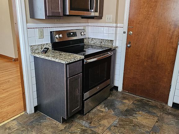 4th image of 6263 Nottingham Ave APT 3