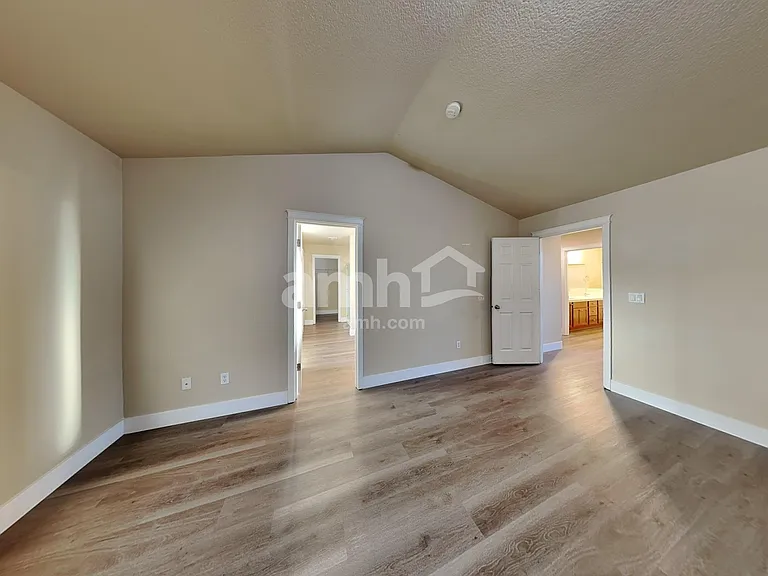 11508 NW 29th Ct — Photo 17