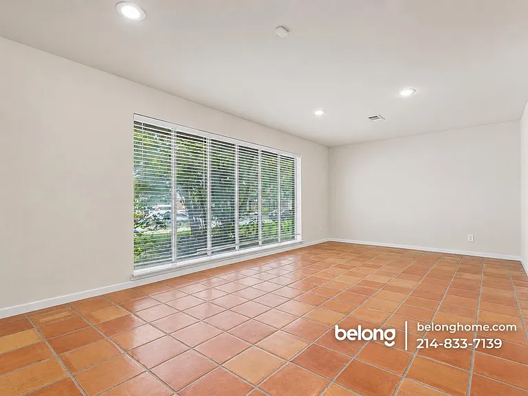 8615 Skyline Dr — Photo 17